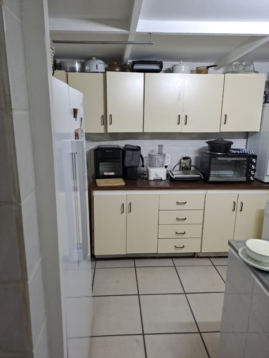 To Let 2 Bedroom Property for Rent in Bellwater Park Western Cape